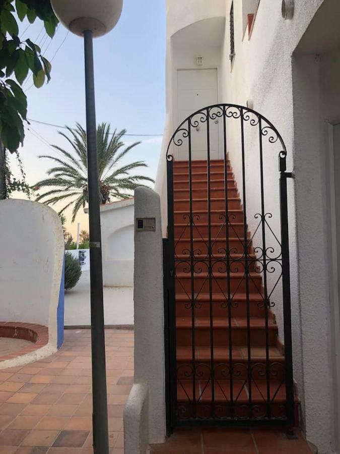 Apartamento en Dénia a pie de playa Exterior foto